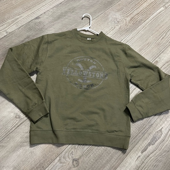 NWOT Dutton Ranch Yellowstone olive crewneck sweatshirt Independent Trading Co S - Picture 2 of 5